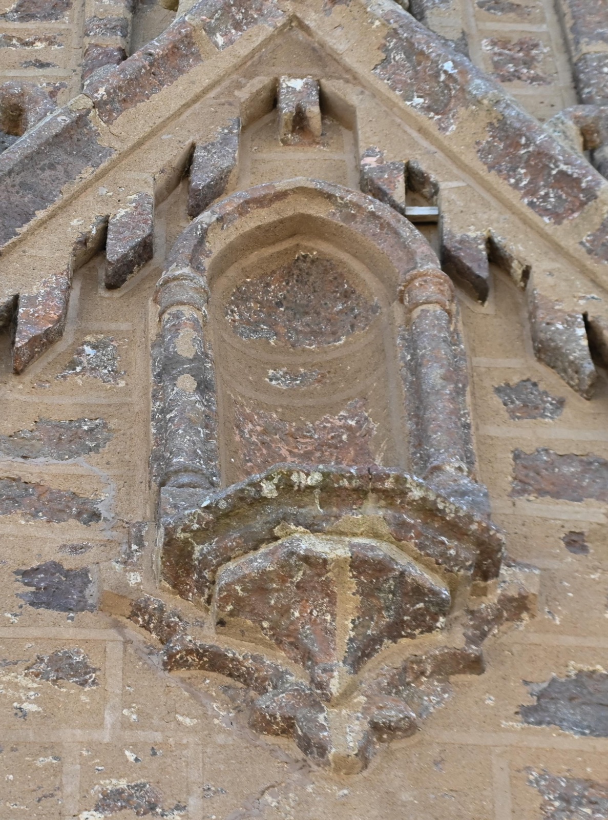 Detalhe da fachada da Catedral referente ao elemento F09.